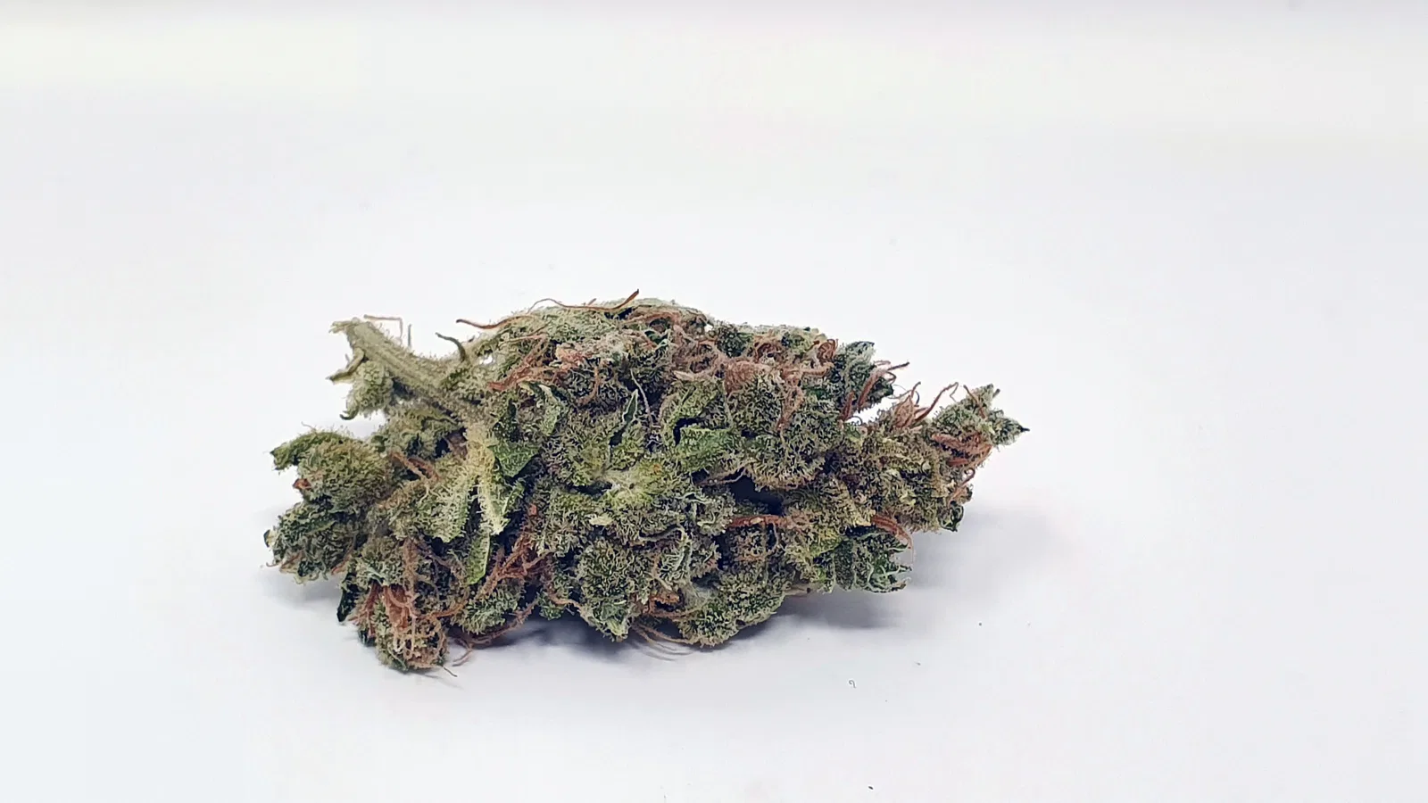 SmellyBerry cannabis flower from the original UK review archive.